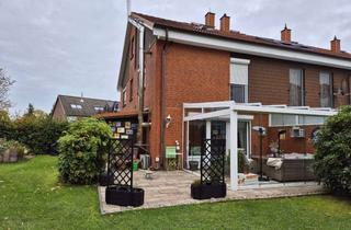 Reihenhaus kaufen in 24558 Henstedt-Ulzburg, Großzügiges Endreihenhaus mit Wintergarten, Kamin und Vollkeller in attraktiver Lage