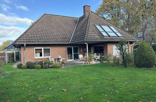 Haus kaufen in 29640 Schneverdingen, Gepflegter Bungalow mit Garage und wunderschön angelegtem Garten