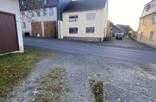 Haus kaufen in 56843 Irmenach, Zweifamilienhaus mit Garagen und großer Scheune
