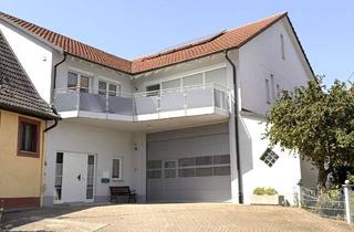 Haus kaufen in 79588 Efringen-Kirchen, Haus mit Gewerbemöglichkeit in Blansingen (Werkstatt/Garage/Hobby)