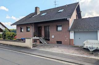 Einfamilienhaus kaufen in 35410 Hungen, Familienidylle pur: Einfamilienhaus mit großem Grundstück