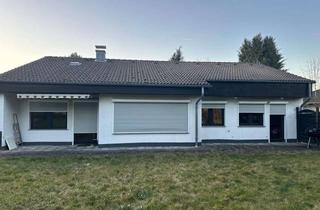 Einfamilienhaus kaufen in 54568 Gerolstein, Freistehendes Einfamilienhaus mit Garten und Garage -courtagefrei