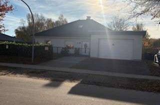 Einfamilienhaus kaufen in 23974 Neuburg, Schönes Einfamilienhaus mit vielen Gestaltungsmöglichkeiten in Hagebök