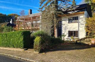 Haus kaufen in Im Hainzenthal 55, 67722 Winnweiler, Winnweiler, großzügiges Haus mit 7 Zimmern und Fernblick