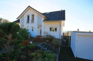 Haus mieten in Gottfried-Kinkel-Straße 28, 53721 Siegburg, Doppelhaushälfte in Vorzugslage: Ideal bis 3 Peronen