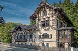 Gewerbeimmobilie kaufen in 82343 Pöcking, Historisches Villenensemble mit Remise, Gäste- und Poolhaus