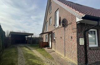 Haus mieten in 23774 Heiligenhafen, ZUR MIETE: Haushälfte mit überdachter Terrasse, Garten und Carport