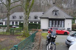 Loft kaufen in Hasencleverstr. 30, 42659 Burg, "LOFT" saniert wie Neubau 76m², 2 Zi. Wohnküche, Wannenbad, Kfz, in 42699, Schule-Solingen-Unterburg