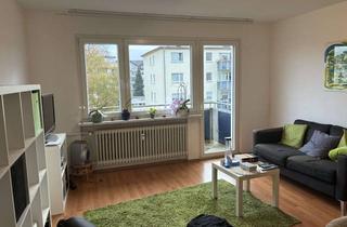 Wohnung mieten in Hegelstrasse 84, 63303 Dreieich, Schöne 2 Zimmerwohnung mit Einbauküche und Balkon in Dreieich