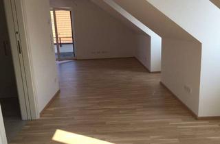 Wohnung mieten in Brunnenstraße 24, 86165 Lechhausen, Stilvolle 2-Zimmer Wohnung mit kleiner Dachterrasse, EBK und TG-Stellplatz
