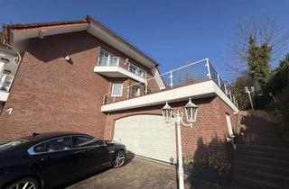 Haus kaufen in 51491 Overath, Zwei Generationen unter einem Dach – stilvoll, solide, souverän!