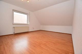 Wohnung mieten in 26169 Friesoythe, Dachgeschoswohnung mit Garage in ruhiger Siedlungslage in Markhausen