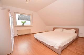 Wohnung mieten in 26169 Friesoythe, Dachgeschoswohnung mit Garage in ruhiger Siedlungslage in Markhausen