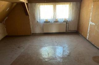 Haus kaufen in 06386 Osternienburger Land, Osternienburger Land - Haus mit Stallungen und Garten