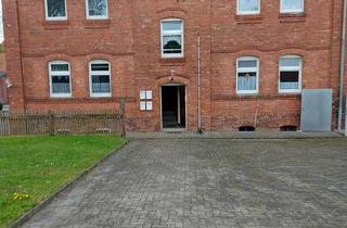 Haus kaufen in 39365 Eilsleben, Eilsleben - 4 Fam. Haus Zentral in Eilsleben Top für Anlage Eigennutzung