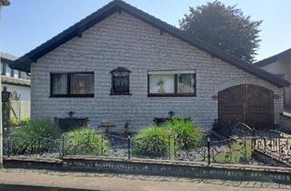 Einfamilienhaus kaufen in 52531 Übach-Palenberg, Übach-Palenberg - Freistehendes Einfamilienhaus