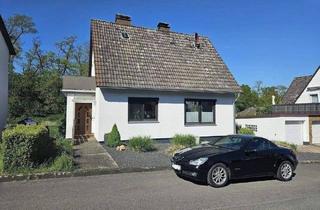 Einfamilienhaus kaufen in 34270 Schauenburg, Schauenburg - Freistehendes Einfamilienhaus mit Garten und Garage