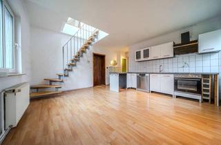 Wohnung kaufen in 13509 Wittenau, Helle Maisonettewohnung mit 3,5 Zimmern, Kamin und eigenem Garten – ca. 130 m²