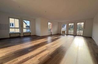 Wohnung kaufen in 92637 Weiden, Lichtdurchflutete Eigentumswohnung in hervorragender Lage in Weiden Ost