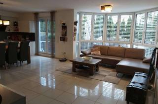 Wohnung kaufen in Thüringerstr., 71065 Sindelfingen, Geschmackvolle, vollst. renovierte 3-Zimmer-Terrassenwohnung mit geh. Innenausstattung mit EBK