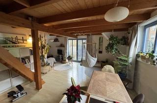 Wohnung mieten in 97724 Burglauer, Außergewöhnliche 2-Zimmer-DG-Wohnung mit Terrasse in Burglauer