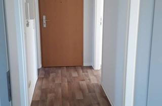 Wohnung mieten in Ploggenseering 54, 23936 Grevesmühlen, "MODERNISIERT" HELLE 2 1/2 RAUMWOHNUNG MIT BLICK ÜBER STADTZENTRUM