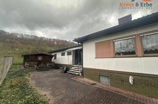 Haus kaufen in 36381 Schlüchtern, Charmanter Bungalow mit großem Potenzial und sonnigem Grundstück in Schlüchtern-Kressenbach