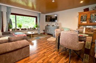 Haus kaufen in 51503 Rösrath, Freistehendes 2-Parteienhaus mit Terrasse, Loggia, Kellerbar + Südwest-Garten in begehrter Wohnlage