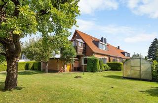 Doppelhaushälfte kaufen in 30627 Groß Buchholz, Charmante Doppelhaushälfte mit Potenzial – 169 m² Wohnfläche auf traumhaftem Grundstück!