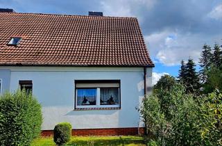 Doppelhaushälfte kaufen in 18507 Grimmen, Wohnen im Grünen: Doppelhaushälfte mit viel Potenzial und großem Garten