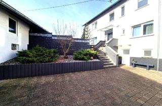 Haus kaufen in 67734 Katzweiler, Wohnen für zwei Generationen: Poolbereich mit Außenbar & barrierefreiem EG