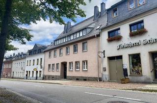 Anlageobjekt in 09487 Schlettau, Schönes Mehrfamilienhaus im Herzen von Schlettau