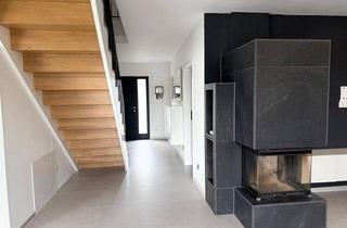 Haus mieten in 95111 Rehau, Exquisites, bezugsfreies EFH - Neubau mit Top-Ausstattung, Luxusküche, Wellnessbad, PV & Wärmepumpe, Batteriespeicher, Garten und Terrasse