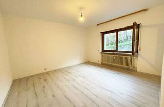 Wohnung kaufen in Peter-Wenzel-Weg, 69118 Ziegelhausen, Großzügige 3-Zi-ETW mit Terrasse & Außenstellplatz