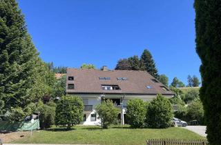 Wohnung kaufen in 79853 Lenzkirch, Südwest-Giebelwohnung im DG. Randlage, Balkon und Garage !