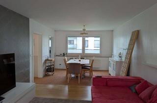 Wohnung kaufen in Tannenstraße, 73037 Göppingen, Renovierte 3,5-Zimmer Wohnung mit Balkon und Garage in Göppingen