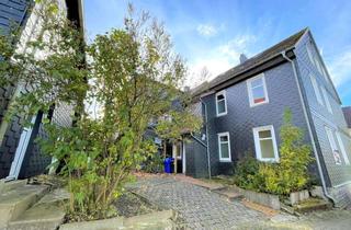 Wohnung mieten in Rollstraße 23, 38678 Clausthal-Zellerfeld, Maisonette-Wohnung mit Einbauküche und 3 Zimmern mit 2 Dachzimmern