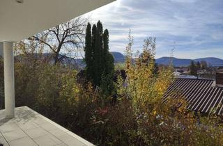 Wohnung mieten in 72800 Eningen, Neuwertiges Single-Apartment mit Südwest-Terrasse in beliebter Wohnlage in Eningen