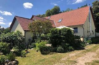 Doppelhaushälfte kaufen in 17209 Fincken, "Endlich Ruhe"... Doppelhaushälfte mit Scheune und großem Garten