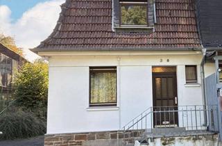 Haus kaufen in 57581 Katzwinkel, Reihenendhaus (teilmodernisiert) auf großem Grundstück