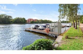 Wohnung kaufen in 12555 Berlin, Berlin - Moderne 2-Zimmer-Wohnung mit Balkon in erstklassiger Wasserlage und Blick auf die Spree