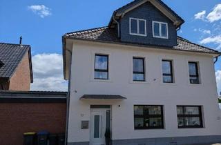 Haus kaufen in 52525 Heinsberg, Heinsberg - Generationenhaus Anlageobjekt Mehrfamilien 3 Wohneinheiten 52525