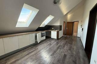 Wohnung kaufen in 93152 Nittendorf, 2 in 1! - Große Wohnung mit separatem Büro oder Gästeapartment in Nittendorf!