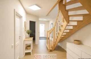 Wohnung kaufen in 84405 Dorfen, Licht, Luft, Lebensgefühl – außergewöhnliche Maisonette im Herzen der Stadt!