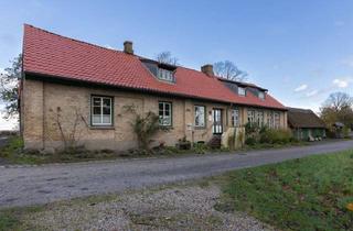 Wohnung mieten in 24409 Stoltebüll, Charme und Charakter – stilvolle Maisonette auf herrschaftlichem Gutshof