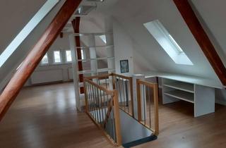 Wohnung mieten in Marbacher Straße 57, 71642 Ludwigsburg, Attraktive 4-Raum-Wohnung in Ludwigsburg-Marbacher Straße