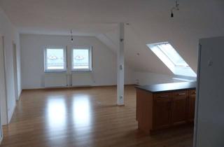 Wohnung mieten in Grund 33, 65366 Geisenheim, Helle 3-Zimmer Dachgeschosswohnung in Geisenheim