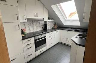 Wohnung mieten in Feldstr. 77, 99326 Stadtilm, Dachgeschosswohnung mit Balkon und Einbauküche – Ihr neues Zuhause in Stadtilm