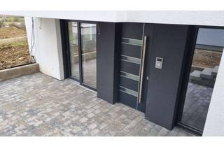 Wohnung mieten in 71263 Weil der Stadt, Erstbezug! Moderne 2-Zimmer-Souterrainwohnung mit Terrasse im Neubau