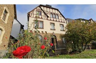 Haus kaufen in 56856 Zell, Großzügiges Fachwerkhaus mit Garten in direkter Mosellage in Zell-Merl